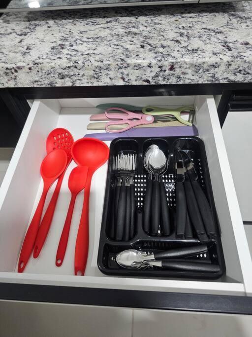Flat Recem Inaugurado Na Barra! Apartamento